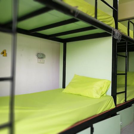 Zoe Hostel Csiangmaj Kültér fotó